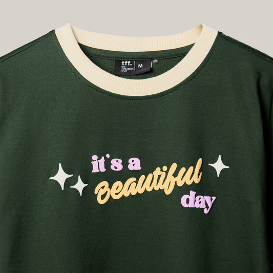 The Tee features print on the front & back with thick bold texts which are iconic to the track "no time for toxic people". The print is hand printed with puff effect which gives it a vibrant look.
FABRIC– 260 GSM Terry Fabric.