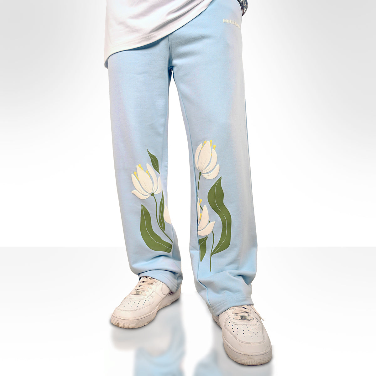 White Lotus Sweatpants