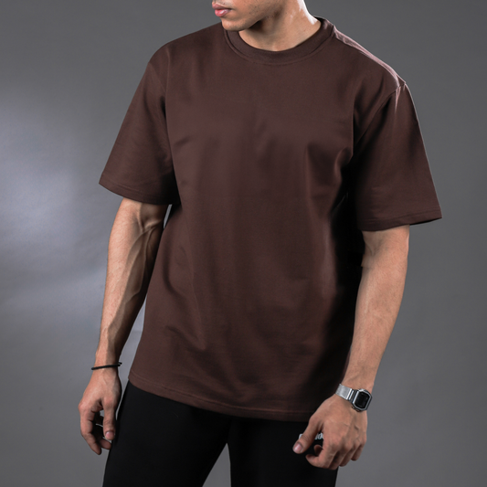 Features 260 GSM Heavy Weight Cotton Fabric in an Oversized fit. Blanks to keep it clean. 